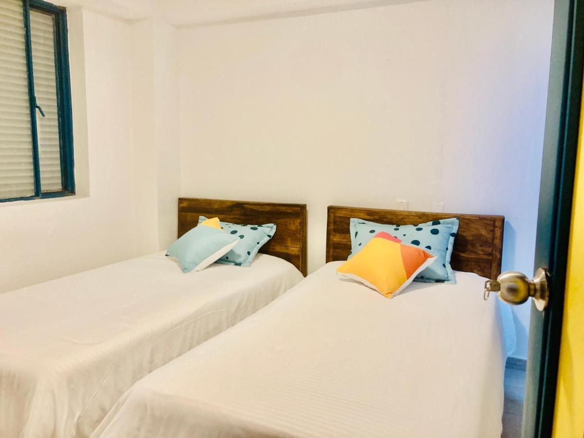 Hostal Casa Lantana La Candelaria ボゴタ エクステリア 写真